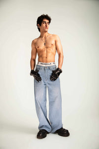 Jeans produced in denim with a baggy fit and streetwear identity offering strong volume and premium visual flow