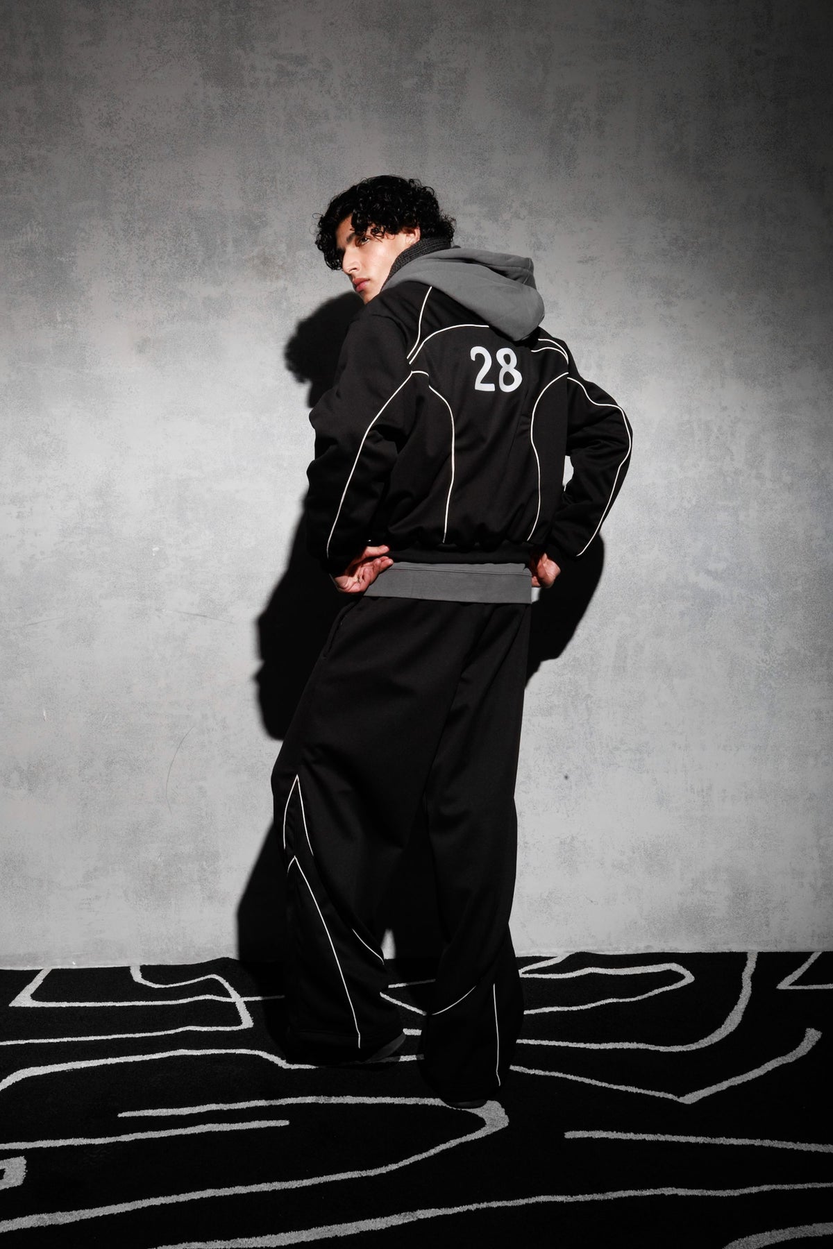 Relaxed fit black oversized tracksuit for men