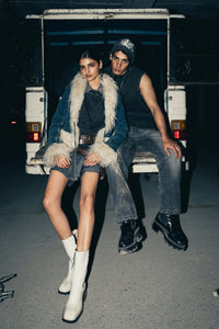 Casual charcoal cotton tank top, designed for streetwear style with a comfortable fit and sleek design