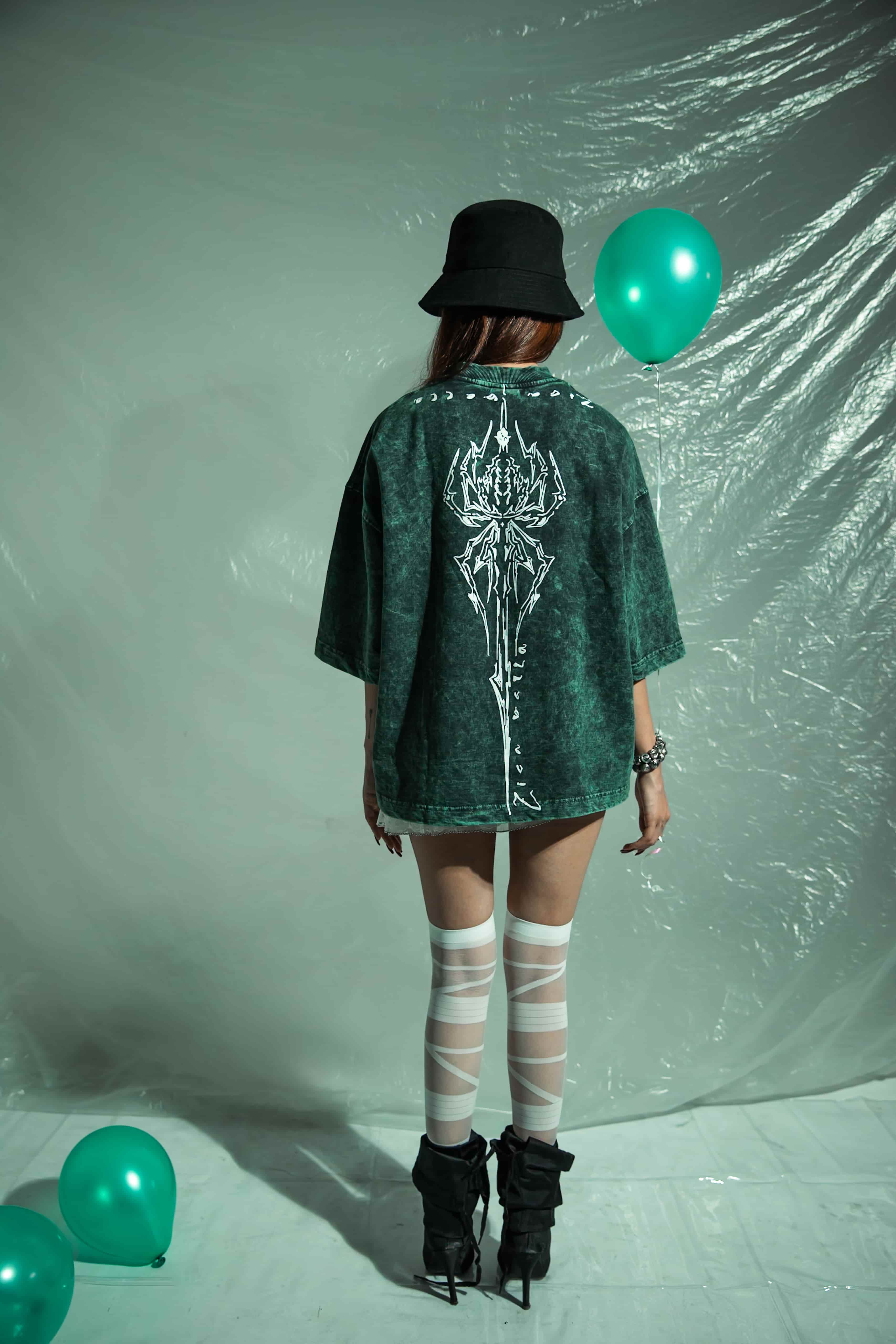 Urban oversized green cotton graphic t shirt inspired by street culture