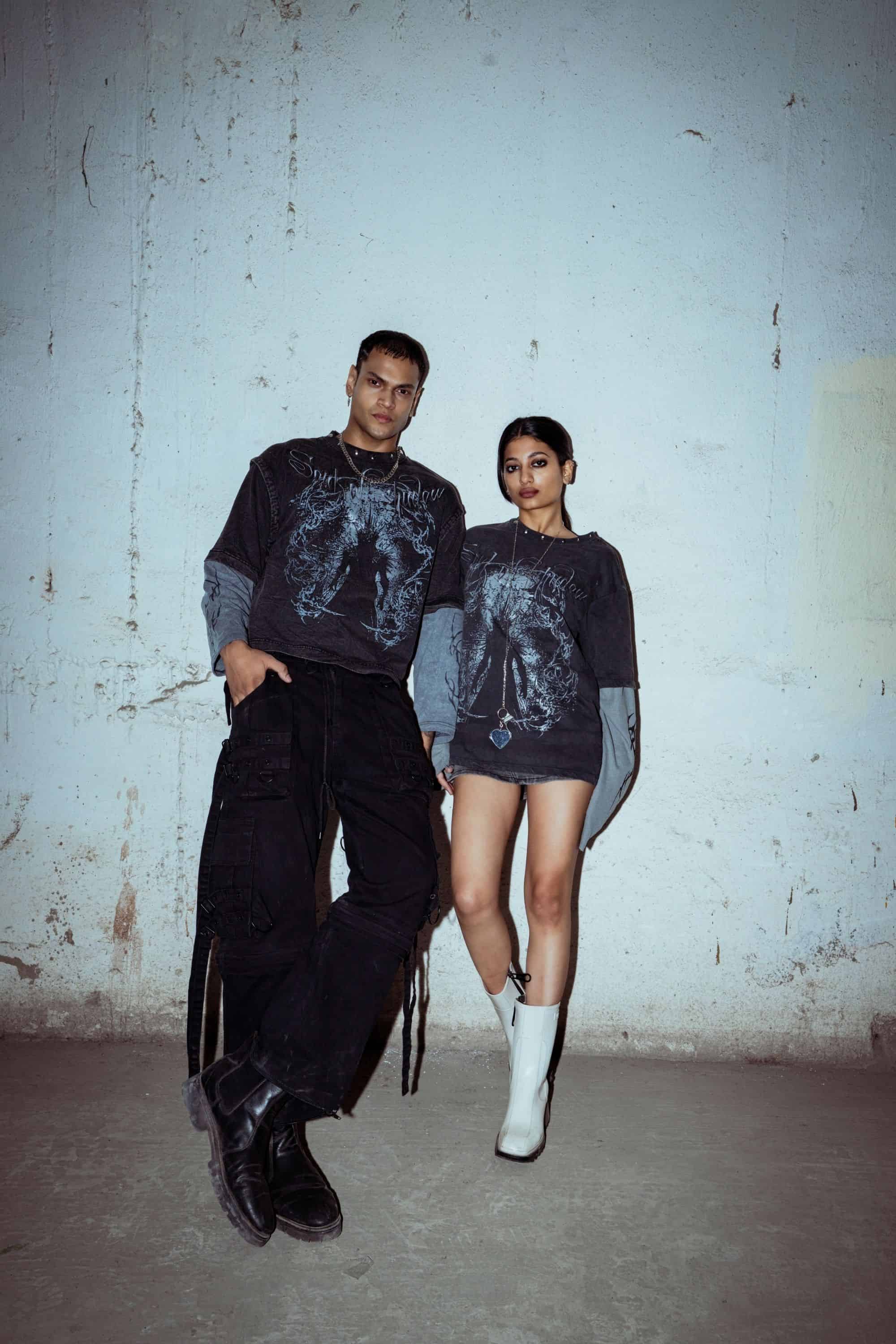 Textured 100% cotton T-shirt with relaxed fit, 240 gsm featuring bold graphic print in washed black for an urban street look